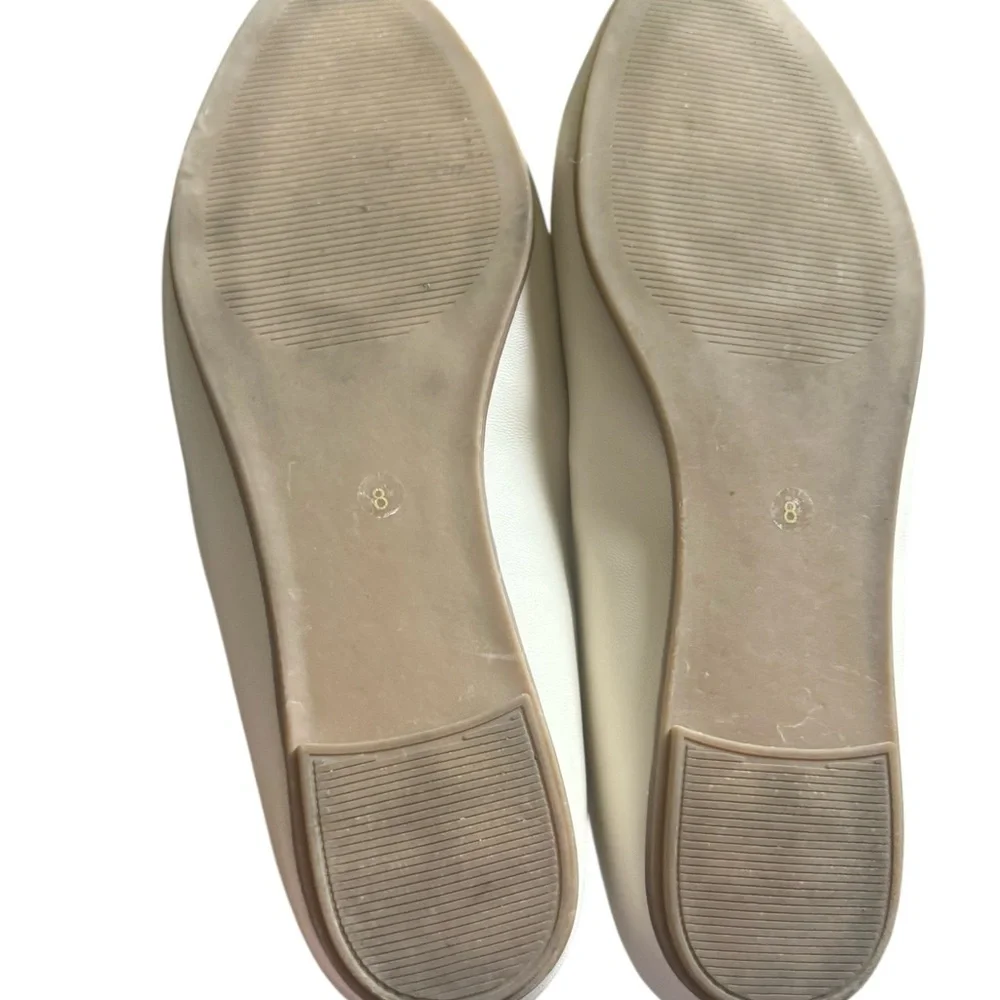 Joe Fresh Cream Flats Timeless Design - Picture 2 of 3